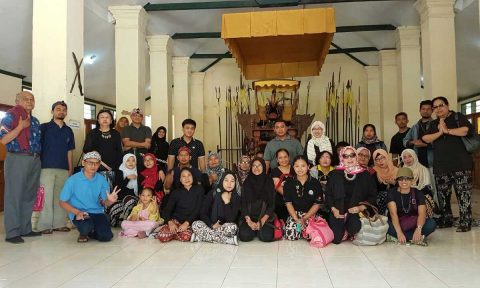 Paket Tour Cirebon 2 Hari 1 Malam