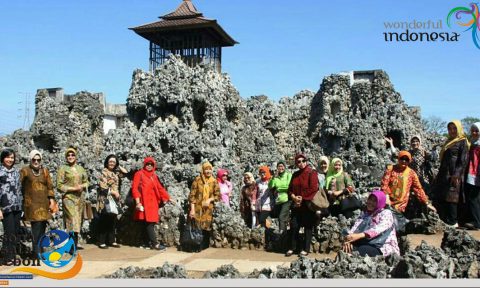 biro perjalanan wisata di cirebon